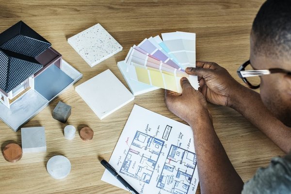 Comment prévoir un budget réaliste pour un projet de rénovation à Toulon ?